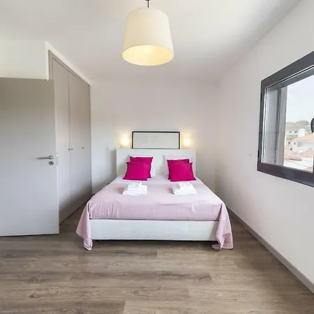 Modern Flat Estoril